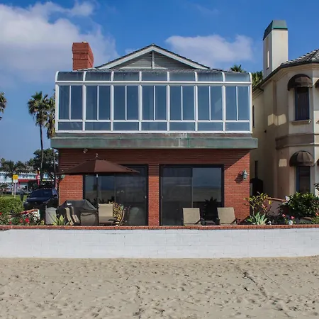 5911 Seashore Dr